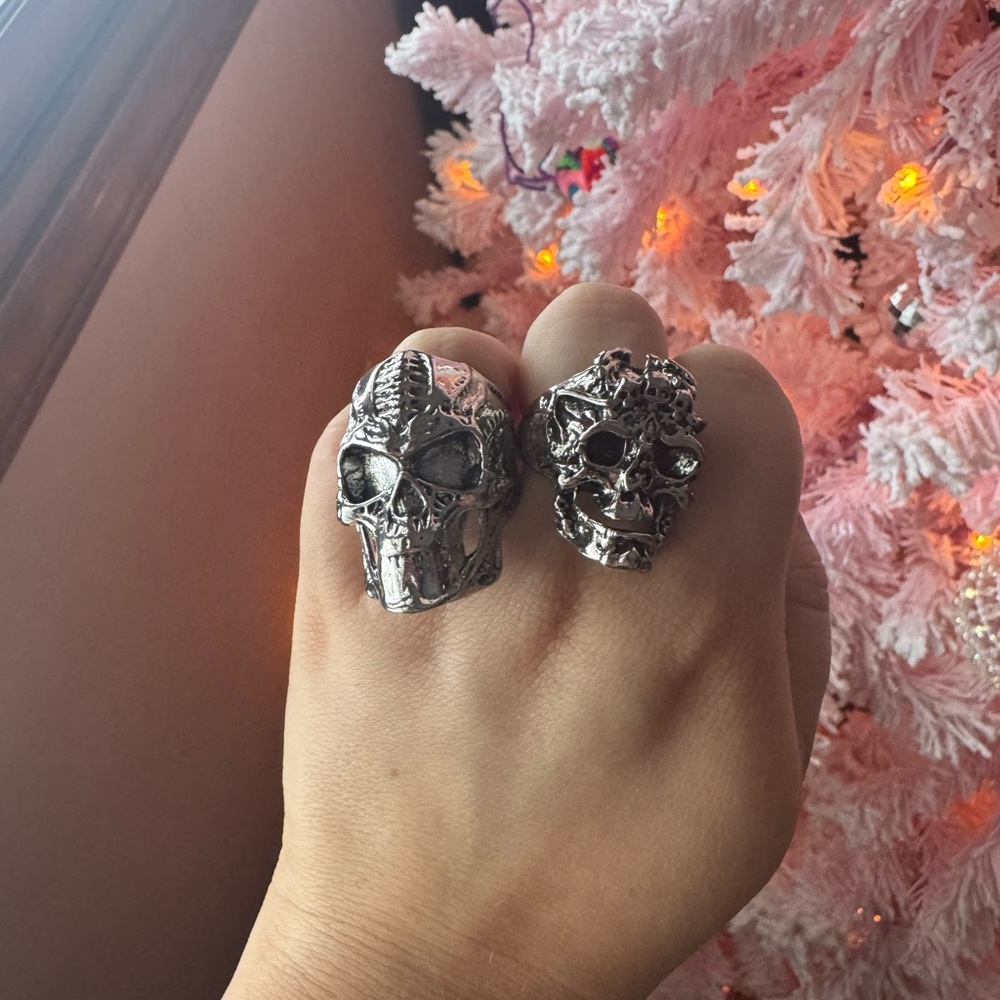 Silver Skull Rings - Picture 4 of 4
